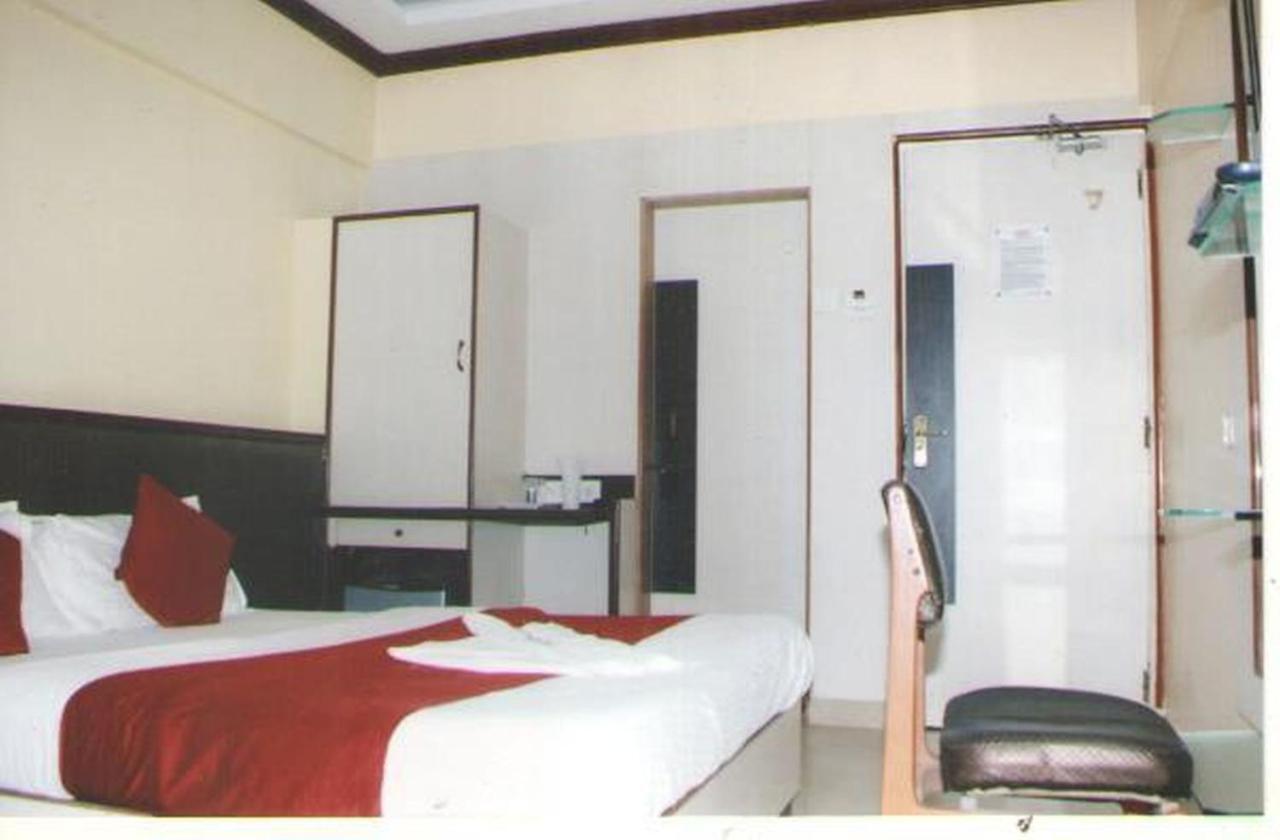 Hotel Siddhartha Bombay Exterior foto